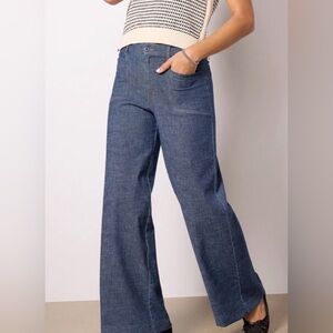 Evereve Joelle Wide Leg Denim Jeans Size 32 NWOT Lightweight Blue High Rise